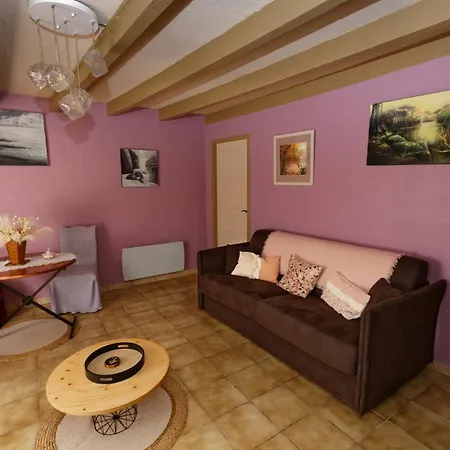 Le Logis Des Juliats Daire
